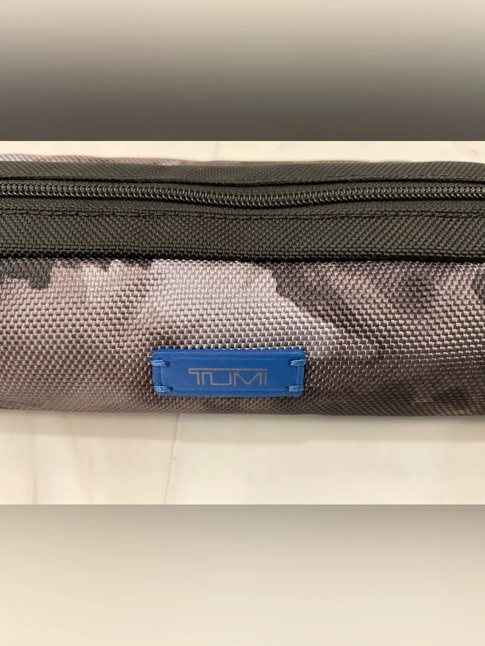 NEW - TUMI Zippered Ballistic Nylon Pencil Case - Cord Pouch - MOUNTAIN CAMO